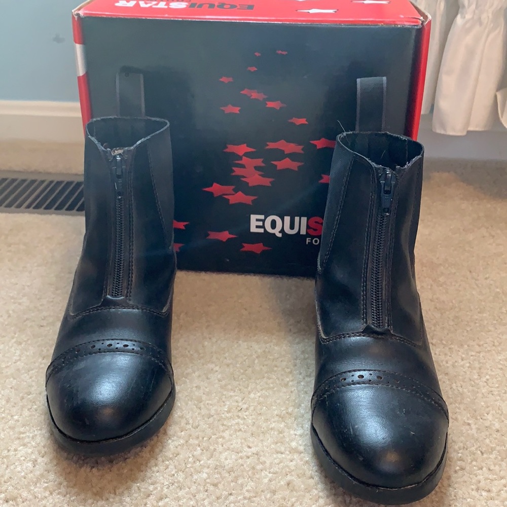 Used child size 3 black zip front paddock boots